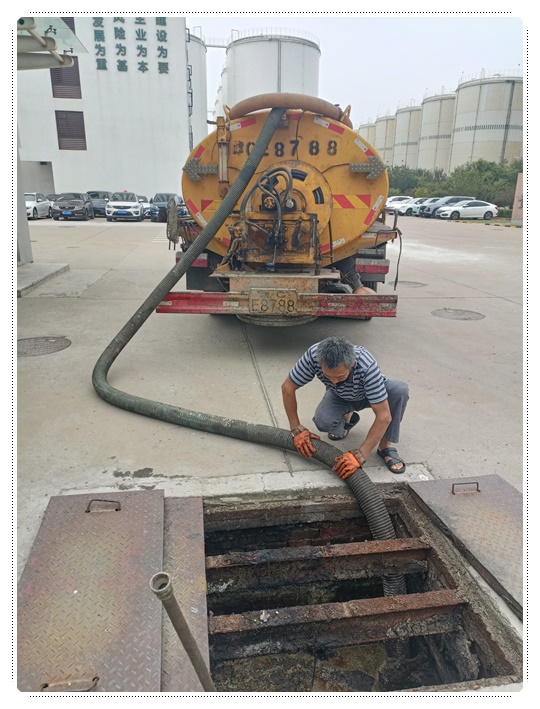 麻涌镇隔油池清掏